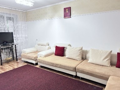 2 ком. кв, посуточно, 11 мкр, Аквапарк, Керуен. Шипагер