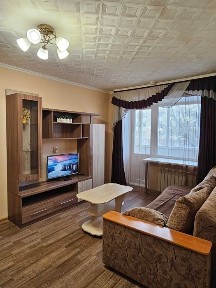 Восточно-Казахстанская область, Усть-Каменогорск, Площадь Ушанова