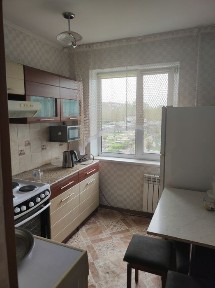 продам 2 ком. квартиру