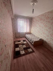 Сдаётся в аренду квартира 3-х комнатная, 4-й этаж