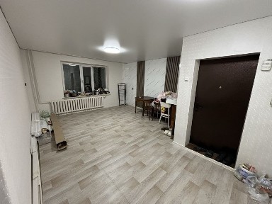 Продам 3 комнатную квартиру с ремонтом