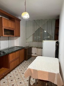Сдается посуточно почасам1-2 комн в центре города район океан, 5 мкр