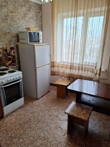 Сдаёться 1 комнатная квартира в центре, посуточно