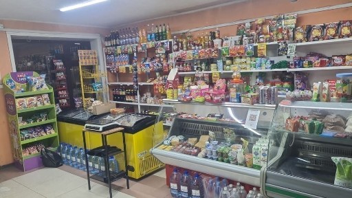 Сдаю отдел в действующем магазине.