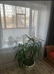 Сдам 4 комнатную срочно центр 2 эаж горького. чокина