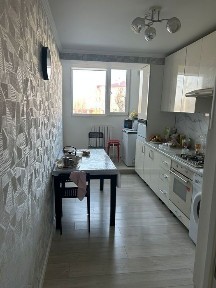 Продам 2 комн квартиру, возможно под бизнес