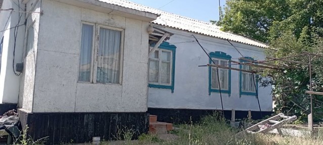 Продам дом с большим участком