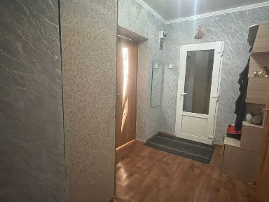 Добротный кирпичный дом 120 м² на участке 10 соток (Район КСК)