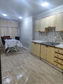 Продается двухэтажный панельный четырёхкомнатный дом. Срочно !