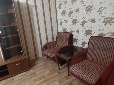 Брусиловского 23. Тастак 1 ком посуточно