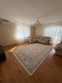 Продам 4-х комнатную квартиру