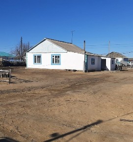 Срочно в связи переездом продам частный дом.