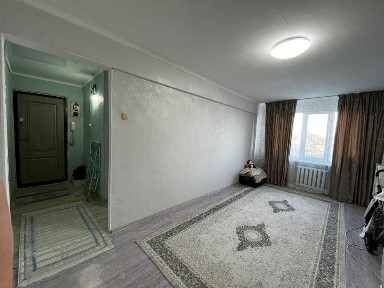 Квартира сатылады. Авангард 3мкр 49дом 7кв