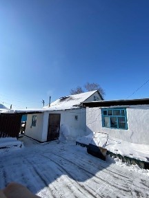 Продам дом из 3-х комнат, кирпичный