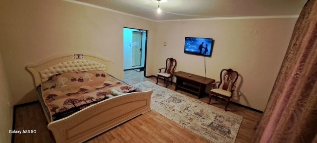 Нурсити 1 ком. квартира по суточно и по часовой