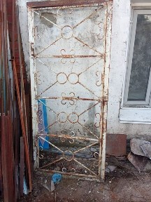 Входная. Дверь на склад магазин решотчатая