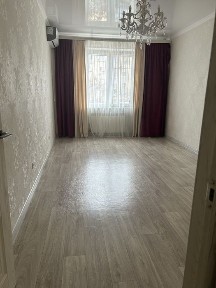Квартира продоется 4 комнатная микрорайон 28а, дом 2, возле школы 23