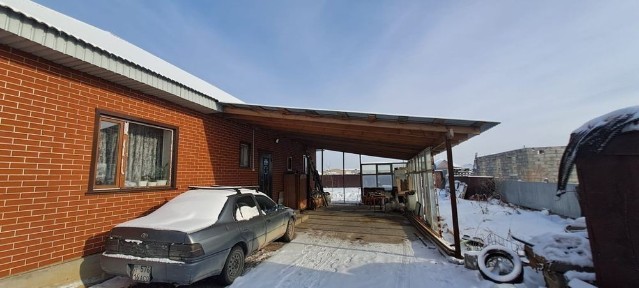 Продам дом на Восточных дачах левые