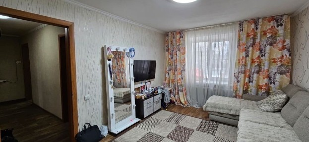 Продам 2 комнатную квартиру новоймпланировки р-н Парка.