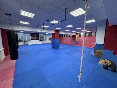Аренда спортзала возле рынка Эталон