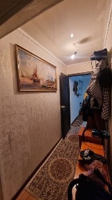 Уй сатылады 3мкр 33домнын 3ши этажынан 3 ши этажы