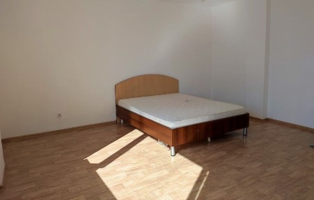 1 комн. квартира Б. Момышулы, 43 кв. м.