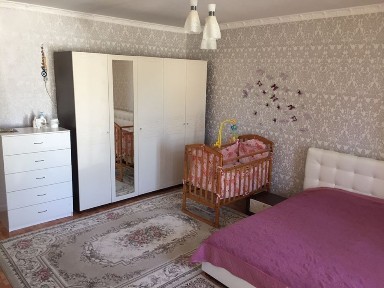 Продам 4х комн квартиру в частном доме