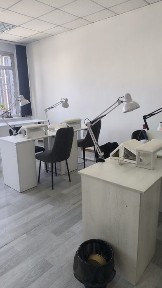 Сдам в аренду маникюрные столы