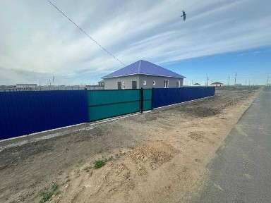 Продается новый дом в Махамбетском районе, год постройки - 2026 г.