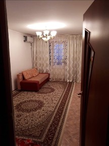 Құлсары 1-мкр 5-үй орта подьезд, тыныш екі жақ балкон жақсы күйде үй са