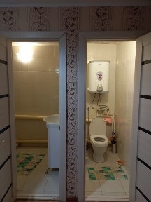 Продаётся дом, участок 9 соток. Имеется баня, погреб, на участке можно п