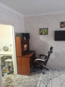 Продам 1.5-ку!