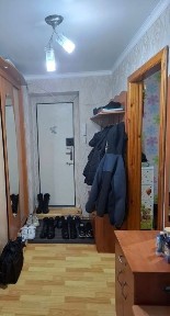 Продам трехомнатную квартиру. 2 этаж из 6. Район Диспетчерская.