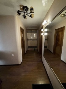 Продам двухкомнатную квартиру район 1 поликлиники