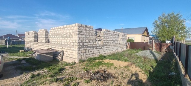 Продам времянку с недостройной дом