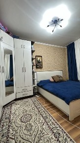 Продам 4-х комнатную Ленинградского проекта
