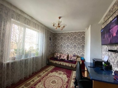 Продается двухэтажный дом