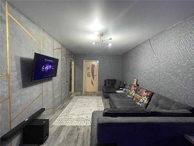 S Продам 2-х ком на Востоке, 3/5 этаж, не угловая