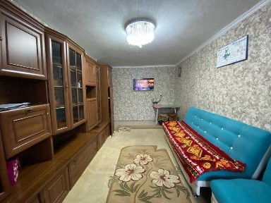 S Продам 2-х ком на 4 мкр 3/5 этаж