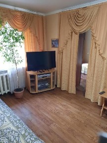 2-комнатная, ЛЕНИНА 115первый этаж, ТЁПЛЫЙ ПОЛ, ЖАРА, РЕМОНТ.
