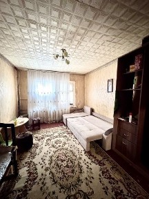2 комнатная, Строительная 20, Людмила