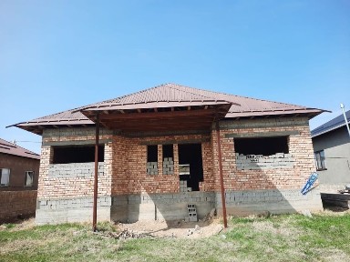 Құрылысы аяқталмаған жер үй сатылады