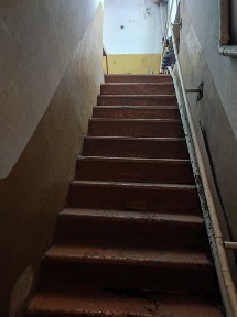Обмен предлагайте. Продам или обменяю квартиру в центре района 3 комна