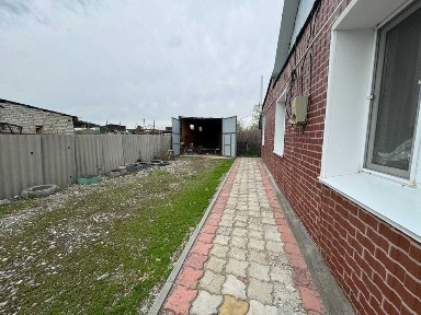 Продается 1/2 дома в селе Мичуринское Костанайского района