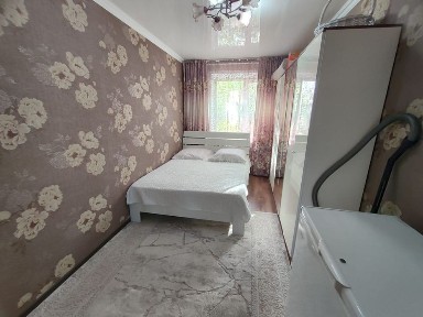 Продам 2 х комн, 3 мкр, дом 14, этаж 3 этаж.