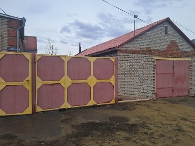 Продам большой шикарный дом в Заречном центр