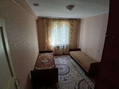 Сдаётся 2-х комнатная квартира на долгий срок в районе Сатпаева