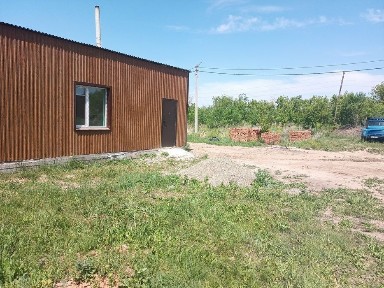 Продам дом из красного жженного кирпича