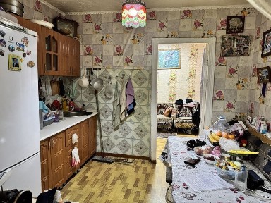 Продается 2-х квартира улучшенной планировки на 9 микрорайоне