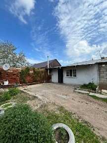 Продажа квартиры в общем дворе